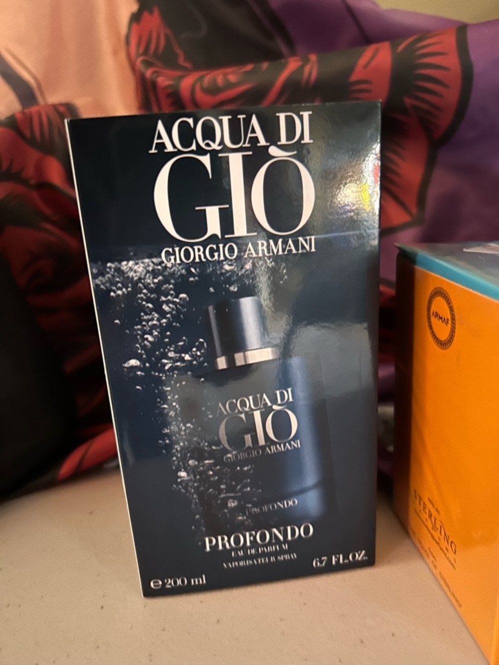 Giorgio Armani Acqua di Giò Profondo – Black and Deep Blue Packaging - Picture 3 of 3